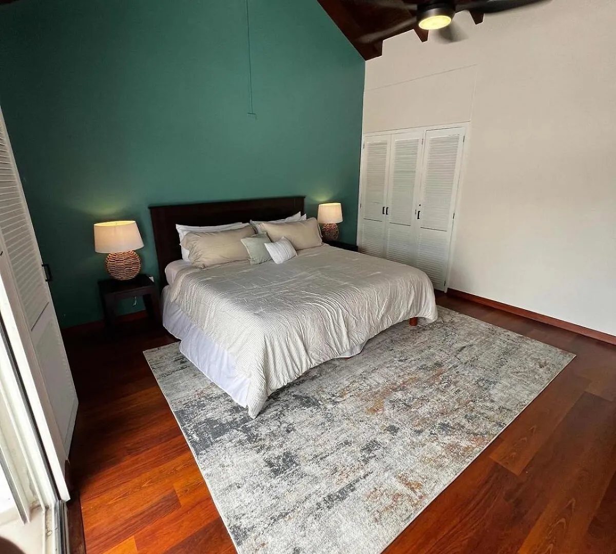公寓 3 Bedroom Condo In 辛普森湾